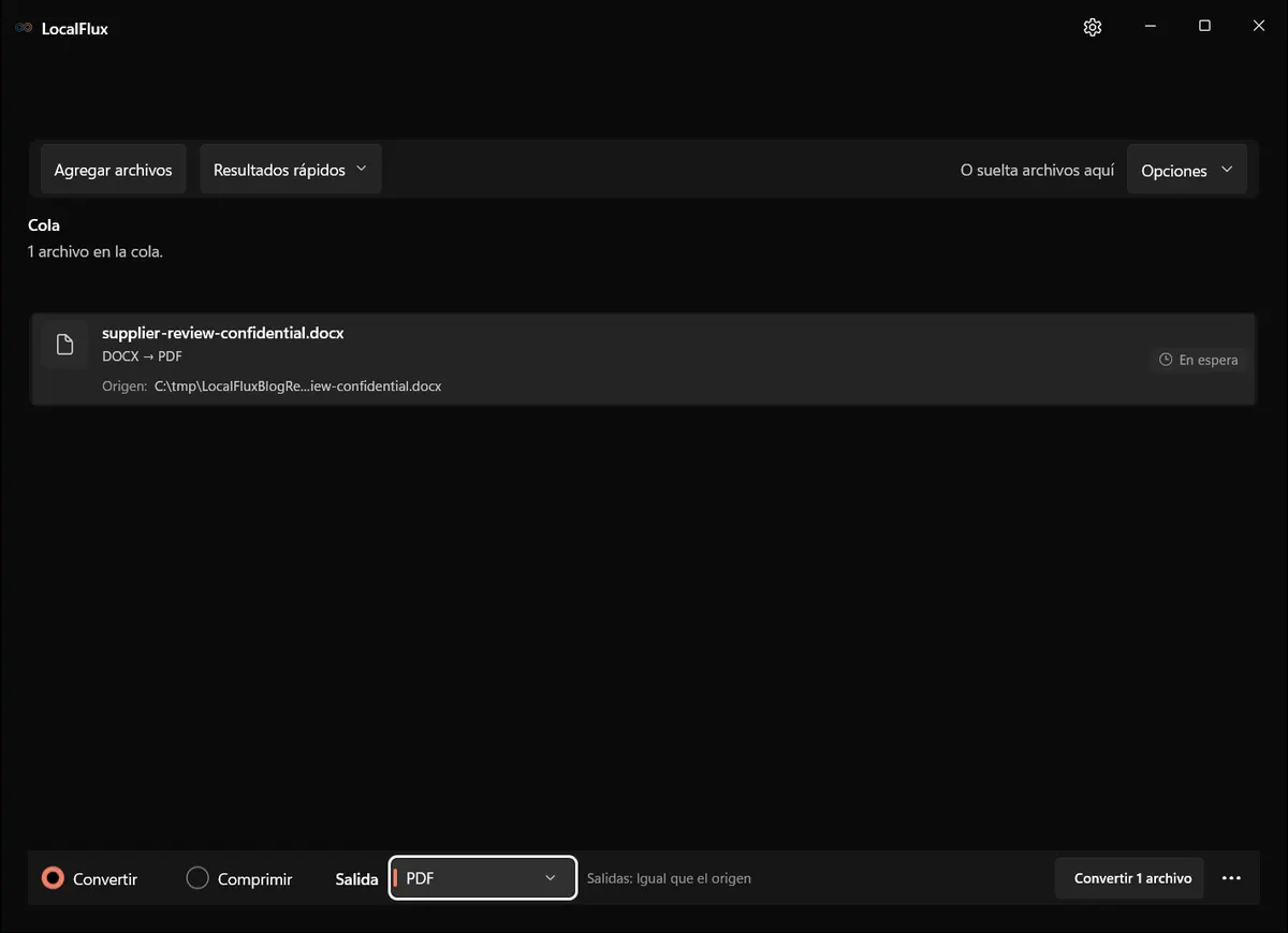 LocalFlux con un DOCX sintético en la cola y PDF seleccionado como salida. Solo se ve una ruta de prueba neutra en C:\tmp.