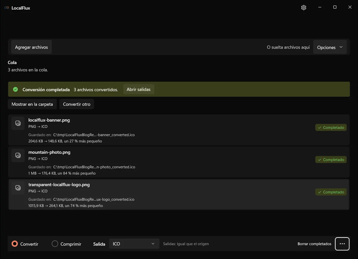 LocalFlux muestra tres conversiones de PNG a ICO completadas con cambios de tamaño medidos.